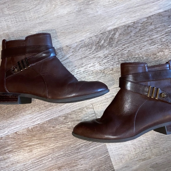 Anne Klein AkKabel Ankle Boots Womens 5.5 Brown Leather Side Zip Low Heel (K) - Picture 7 of 10